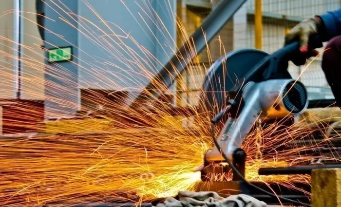 PMI Γερμανίας: Επιστροφή σε τροχιά ανάπτυξης μετά από τρία χρόνια ύφεσης