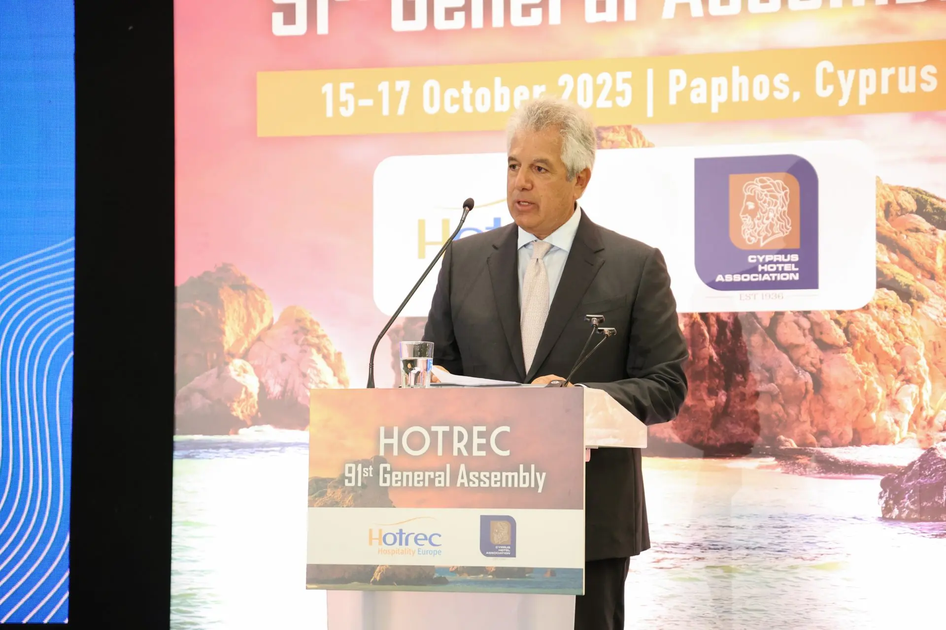 Προκλήσεις και προοπτικές για τον τουρισμό στο επίκεντρο των δηλώσεων του Προέδρου ΠΑΣΥΞΕ