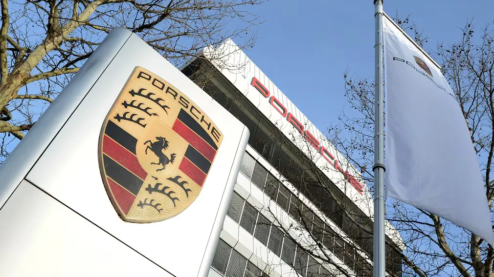 Από τα αυτοκίνητα στα όπλα: Η Porsche διευρύνει το επενδυτικό της χαρτοφυλάκιο