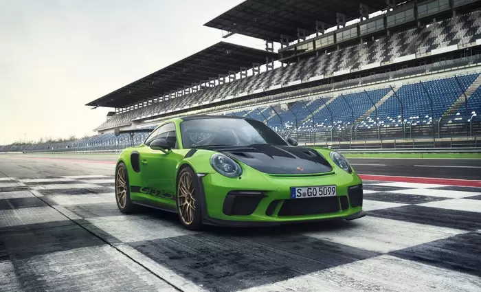 Δύο παγκόσμιες πρεμιέρες από τη Porsche στο Σαλόνι της Γενεύης