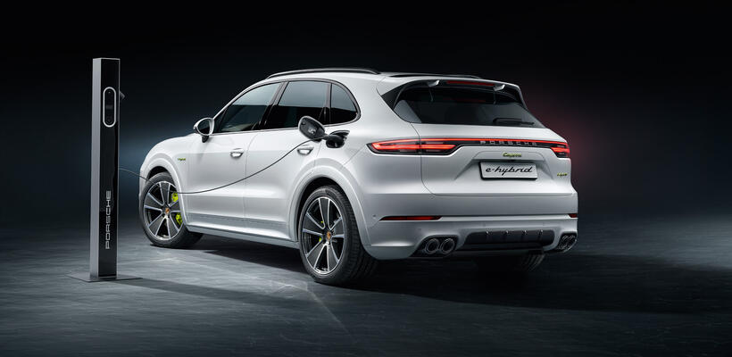 Στην Κύπρο η Porsche Cayenne Ε-Ηybrid