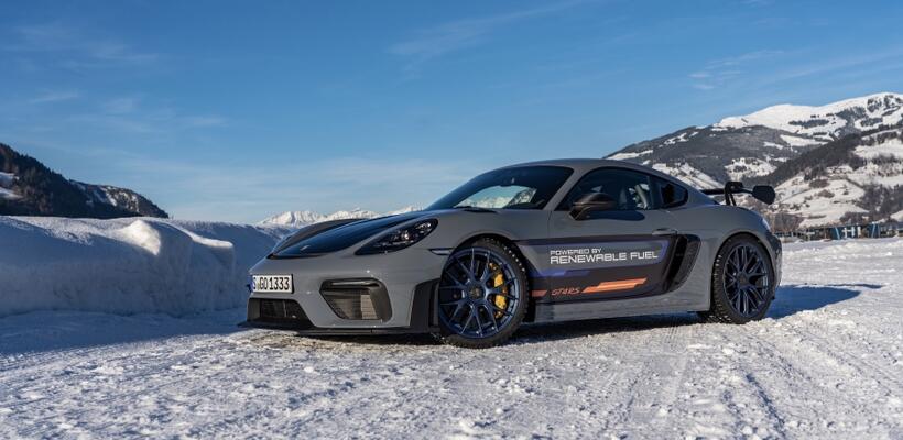 Ευρωπαϊκή παρουσίαση της Porsche GT4 RS στο GP Ice Race: Κίνηση με συνθετικά καύσιμα
