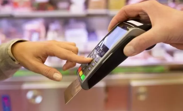 Πρόστιμο 2.000 ευρώ σε επιχειρήσεις που δεν δέχονται πληρωμές με κάρτες