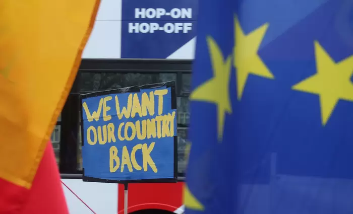 Brexit: Νέο δημοψήφισμα ανάμεσα στις τροπολογίες που κατατέθηκαν