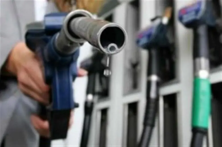 Ετήσια αύξηση στις πωλήσεις πετρελαιοειδών 9,9% τον Μάιο