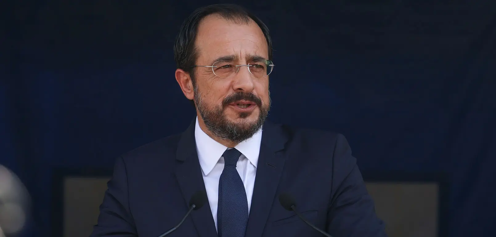 Βαλίτσες για Κατάρ ετοιμάζει ο ΠτΔ - «Οικονομικό».. το κυρίως μενού