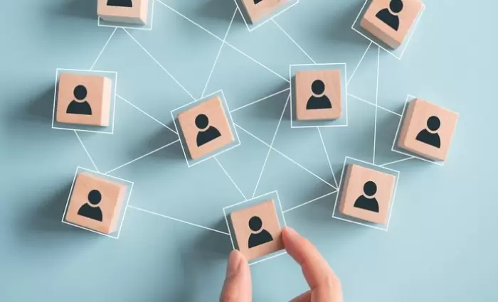 «Στο ψυγείο» η πρόταση για απαγόρευση προαγωγών στο παρά πέντε της αφυπηρέτησης