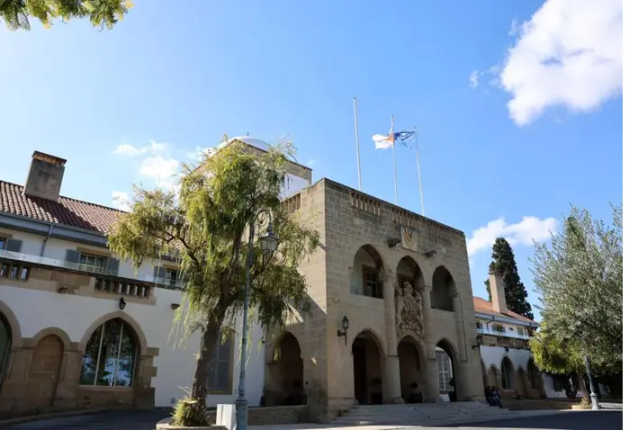 Αναλαμβάνουν σήμερα καθήκοντα τα μέλη του Υπουργικού Συμβουλίου