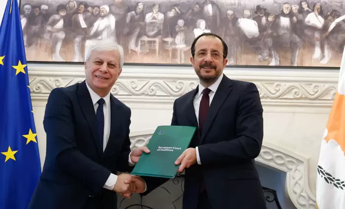 Χτύπησε καμπανάκι ο ΠτΔ - Κίνδυνος να χαθούν 60 εκατ. ευρώ αν δεν ψηφιστεί η αξιολόγηση εκπαιδευτικών