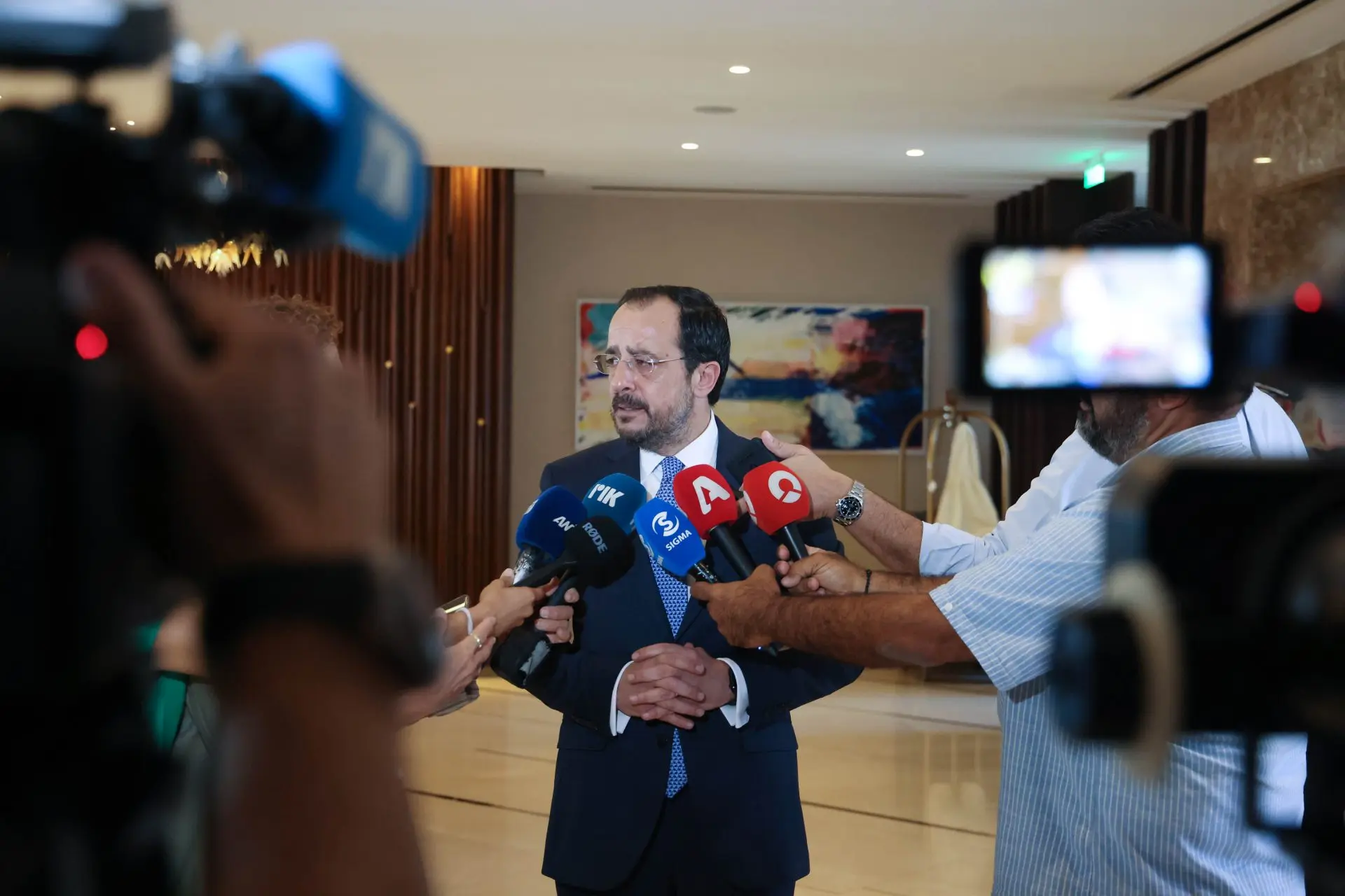 Παραπέμπει στον Έφορο Φορολογίας και ο ΠτΔ για οφειλές και δόσεις σωματείων