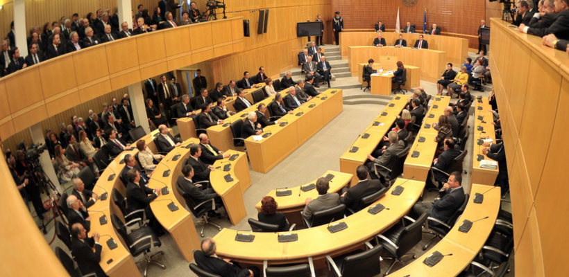 ΣΚΤ: 24 ώρες πριν από την κρίσιμη Ολομέλεια της Βουλής