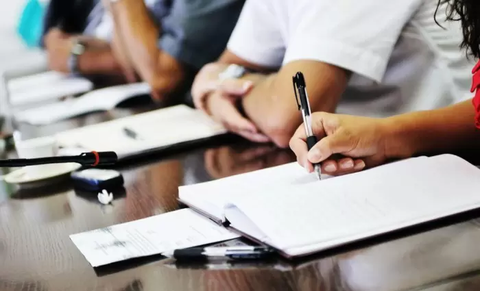 Κενές θέσεις στο Δημόσιο