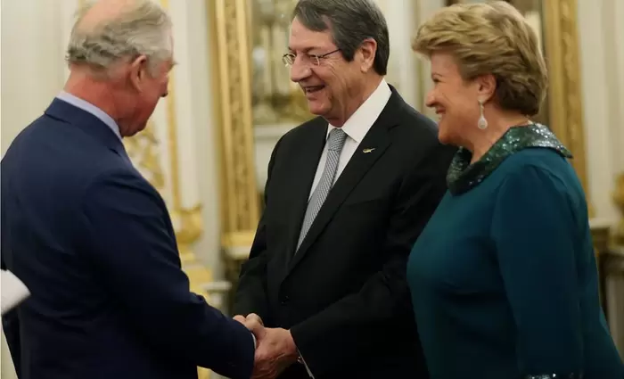 Πρίγκιπας Κάρολος σε ΠτΔ: «Εθνική κρίση» η έλλειψη χαλουμιού στη Βρετανία