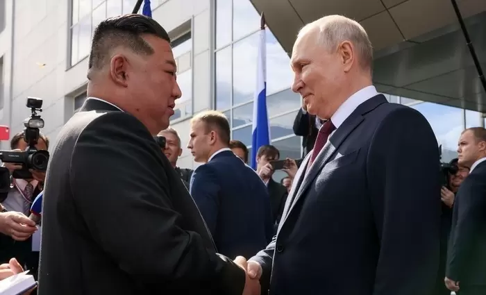 Β. Κορέα - Ρωσία: Πούτιν και Κιμ Γιονγκ Ουν υπόσχονται να ενισχύσουν τη συνεργασία τους