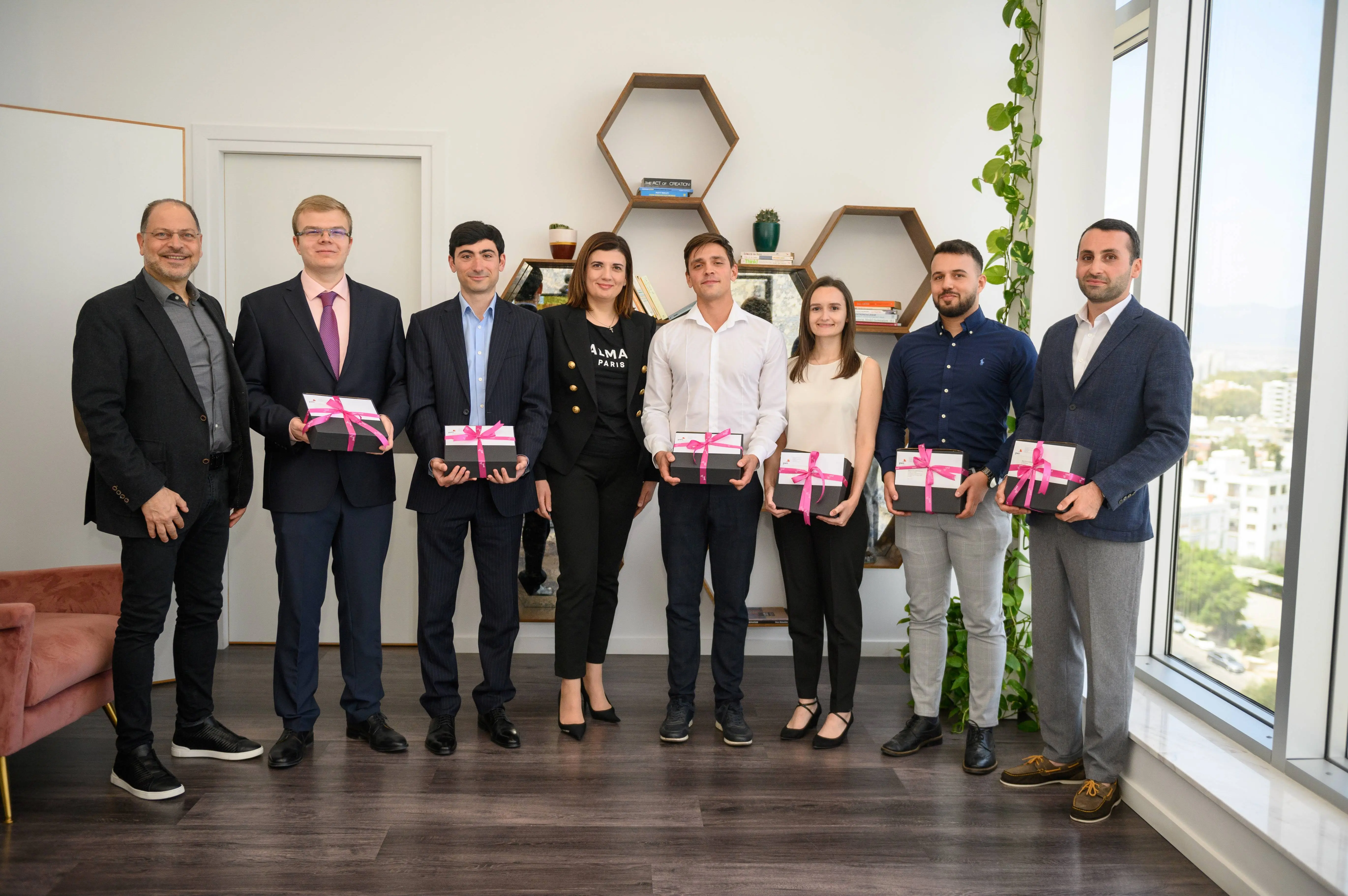 Διακρίθηκαν διεθνώς για ακόμα μία χρονιά οι εκπαιδευόμενοι λογιστές της PwC