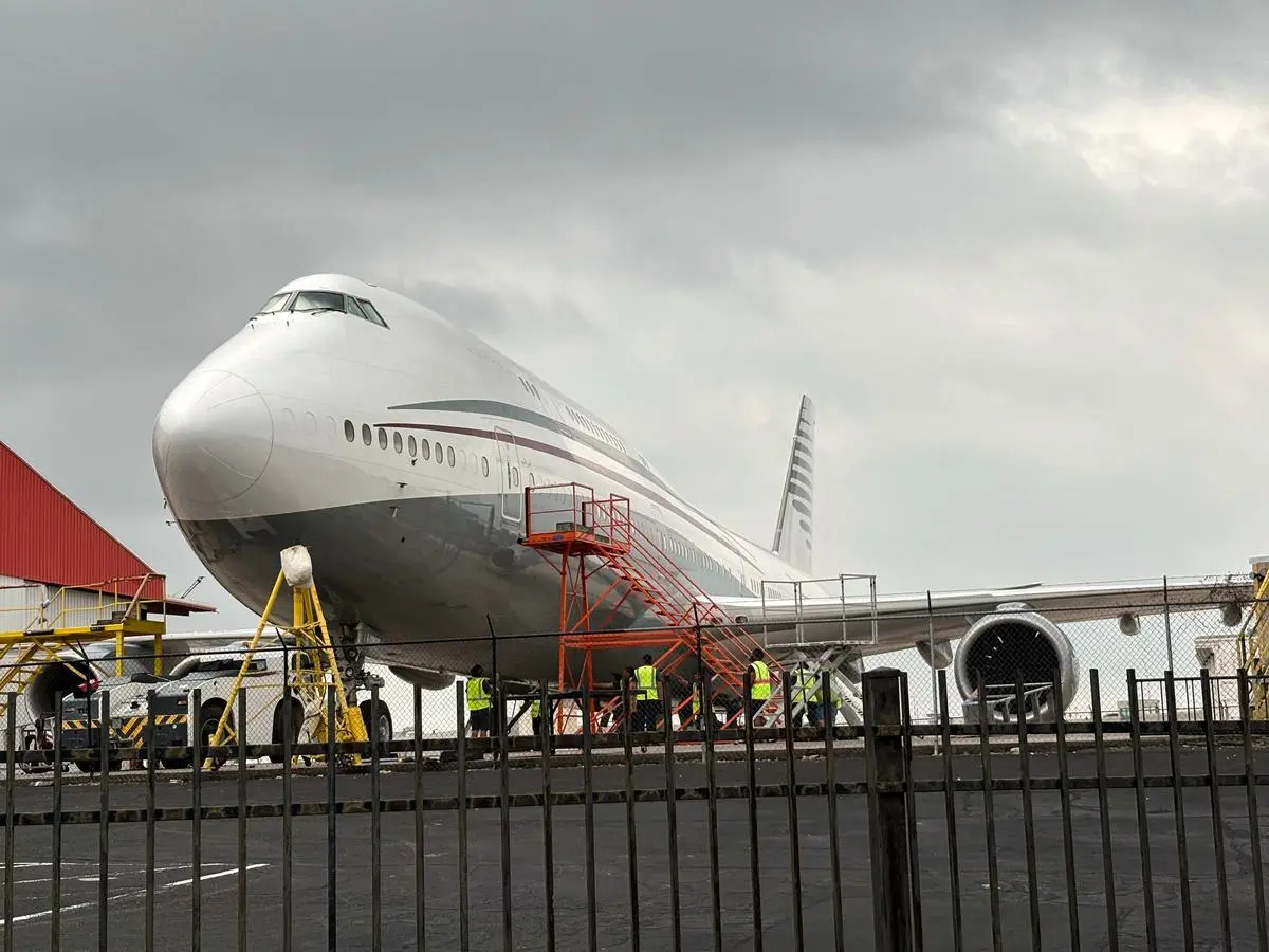 Το πήρε το δώρο ο Τραμπ – Οι ΗΠΑ αποδέχθηκαν επίσημα το 747 Boeing από το Κατάρ