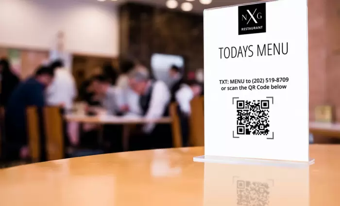 Τα QR codes αντικατέστησαν τα μενού στα εστιατόρια