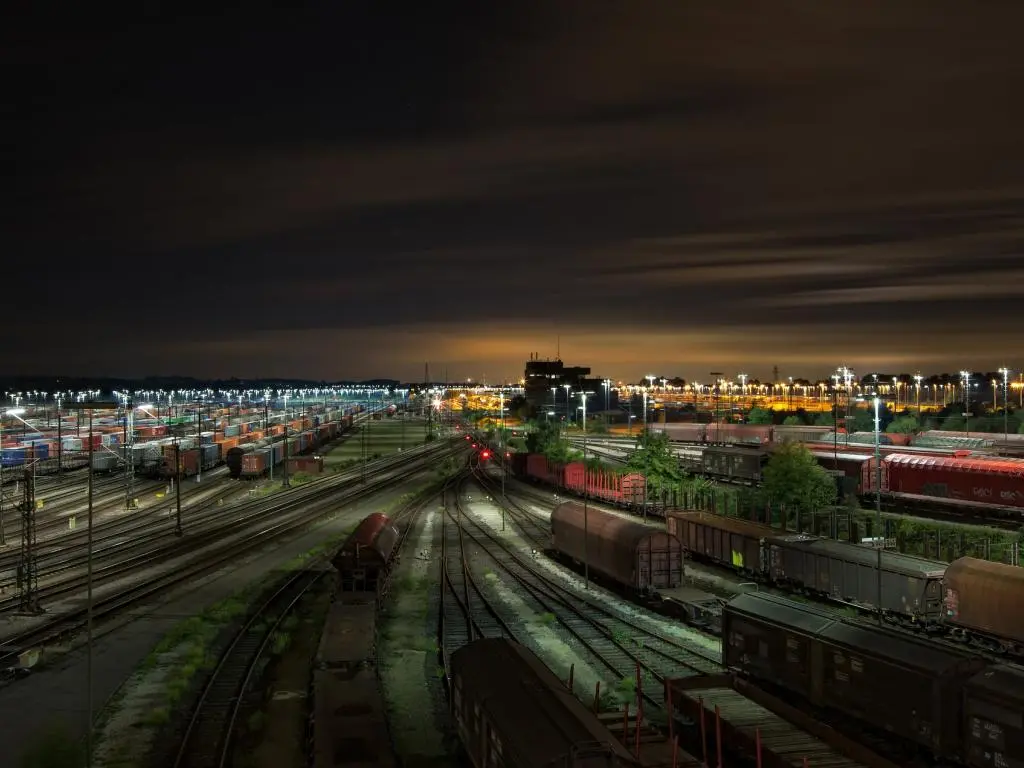 Ανάκαμψη το 2021 σε επίπεδα πριν την πανδημία βλέπει η UBS