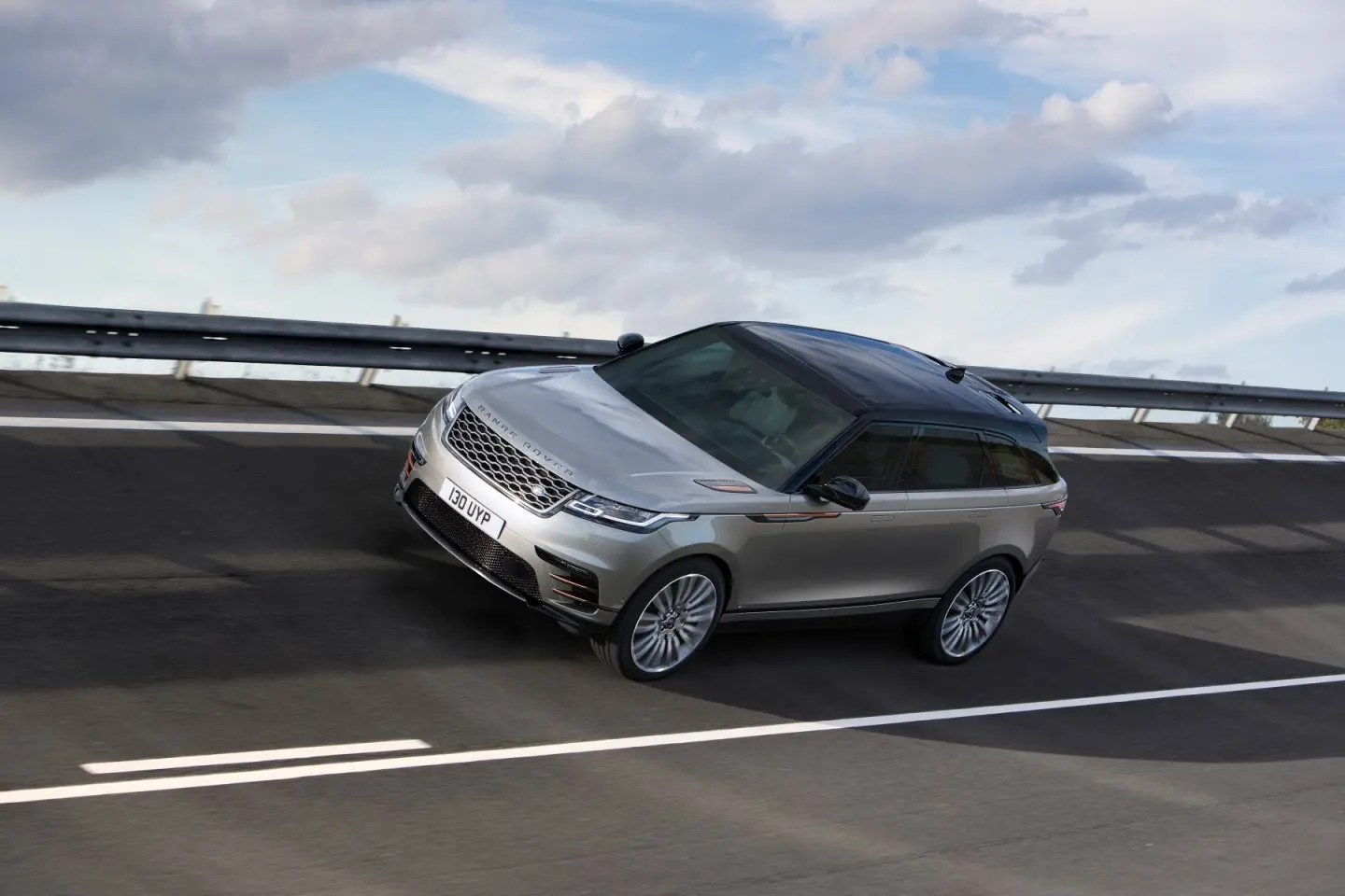 Το Range Rover Velar ανάμεσα στους φιναλίστ για δύο World Car Awards