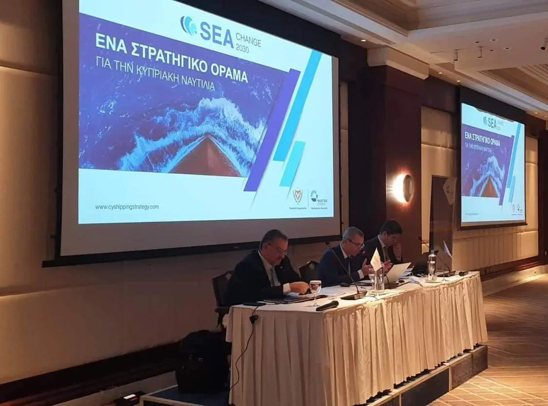 Το Υφυπουργείο Ναυτιλίας σε συνεχή διαβούλευση με την ναυτιλιακή Κοινότητα