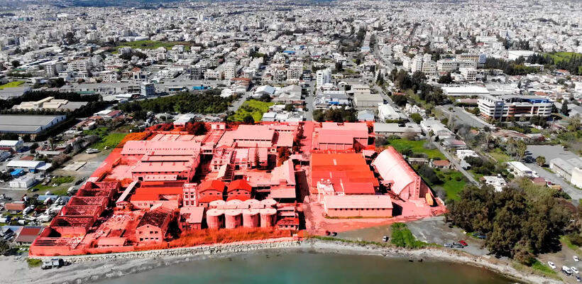 Altamira: Πωλείται εμβληματικό εργοστάσιο με κατώτερη τιμή €30 εκ.