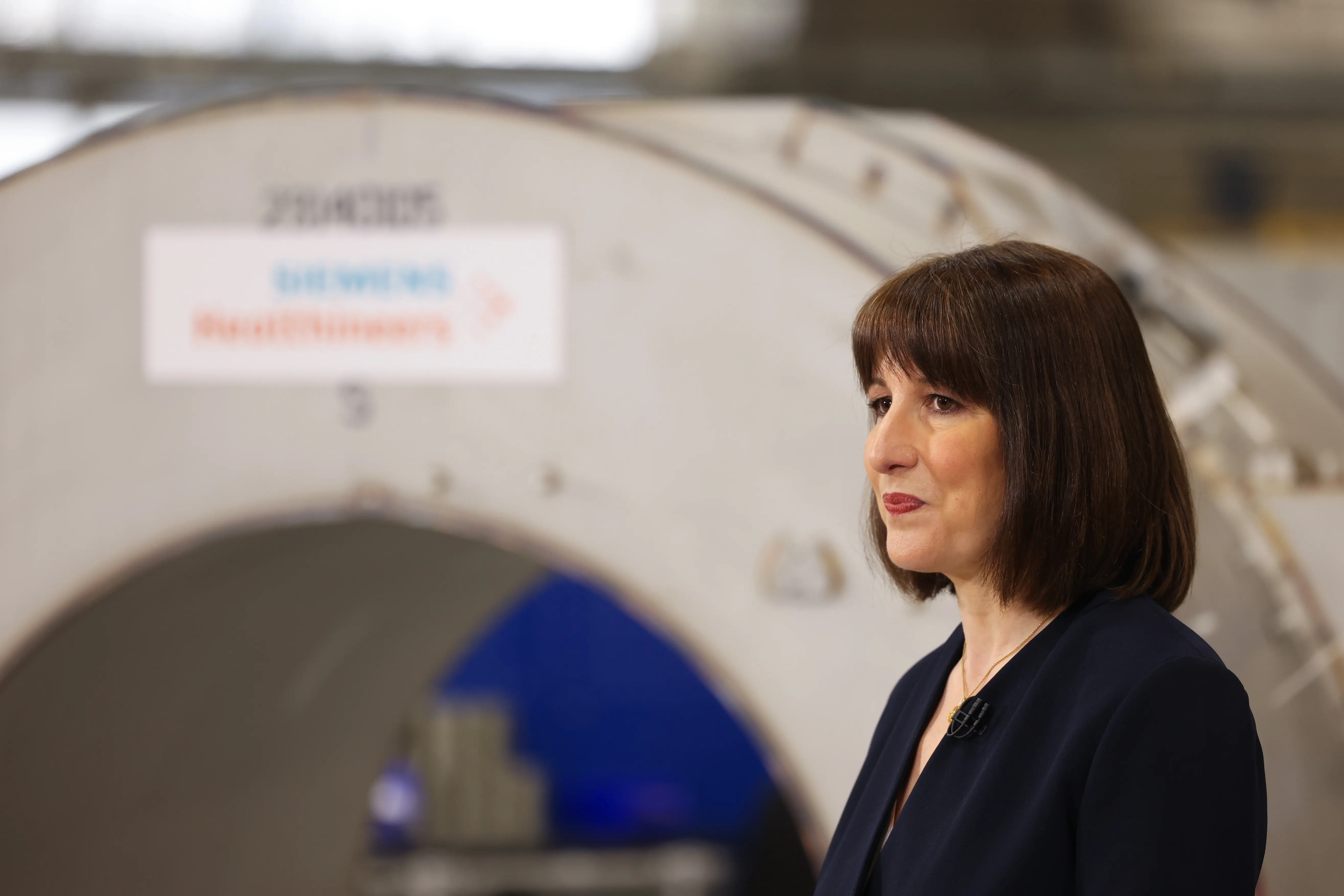 Η βρετανική οικονομία η πιο ευάλωτη της G7 – Τρωτό σημείο τα δίδυμα ελλείμματα