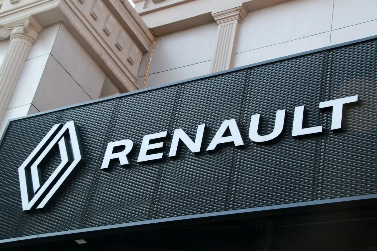 Renault: Αλλαγές στην κορυφή με αποχώρηση του επικεφαλής της Dacia