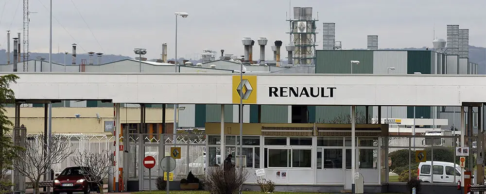 Η Renault αναστέλλει την παραγωγή αυτοκινήτων στην Τουρκία