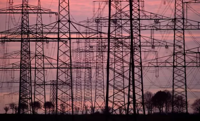 Καλούν να μειωθεί άμεσα η τιμή του ρεύματος