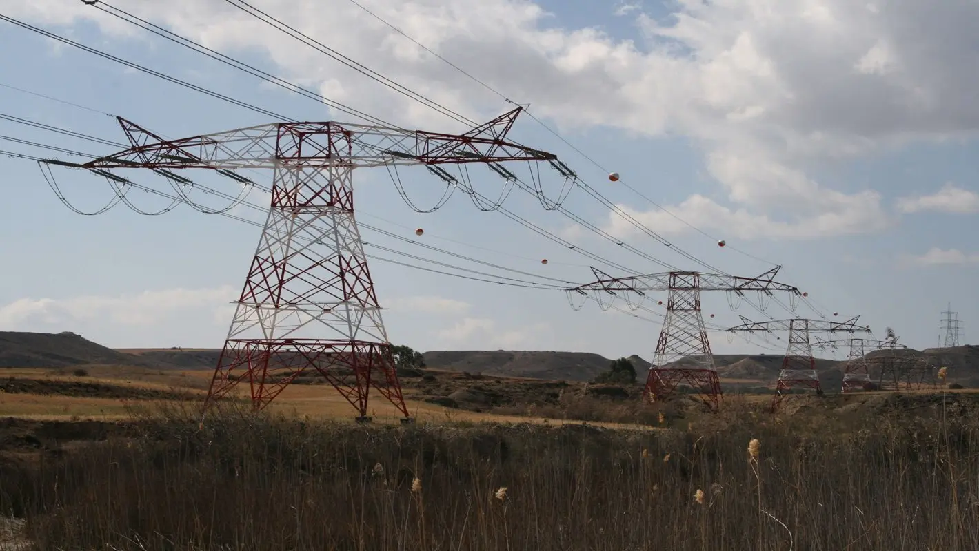 ΔΟΕ: Περιορισμένη η παγκόσμια ζήτηση ηλεκτρικής ενέργειας το 2023