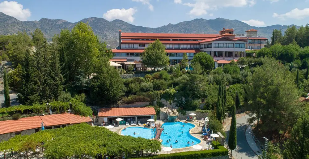 Πρόταση επενδυτή από το Χονγκ Κονγκ για το «Ρόδον» στον Αγρό