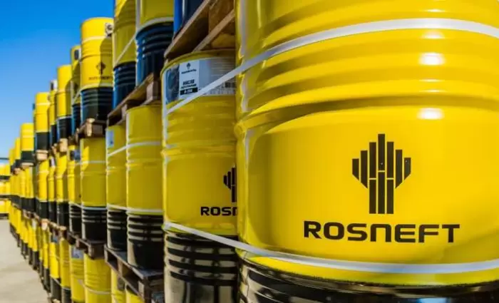 Η Rosneft υπέγραψε με ινδική εταιρία για παραδόσεις ρωσικού πετρελαίου