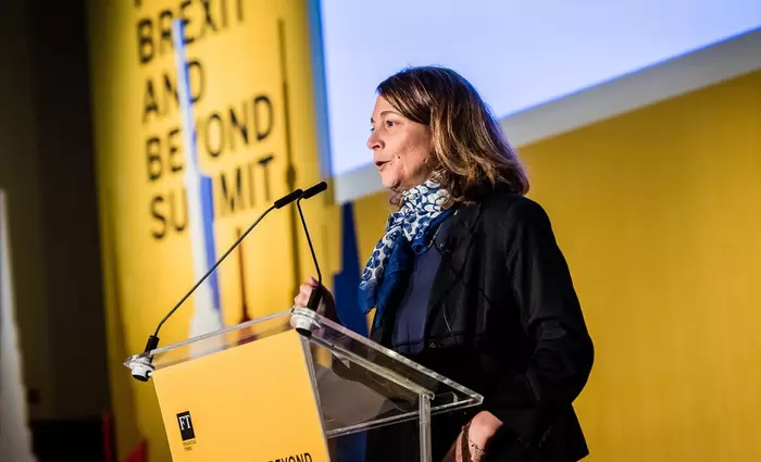 Πρώτη φορά γυναίκα στο τιμόνι των Financial Times