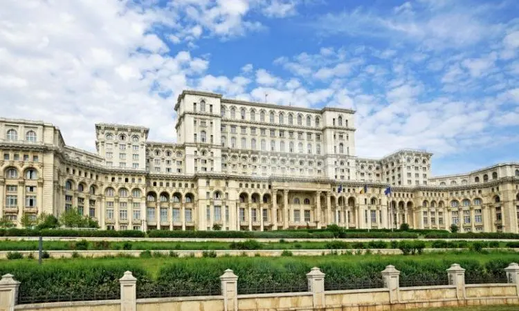 Σε κατάσταση έκτακτης ανάγκης η Ρουμανία