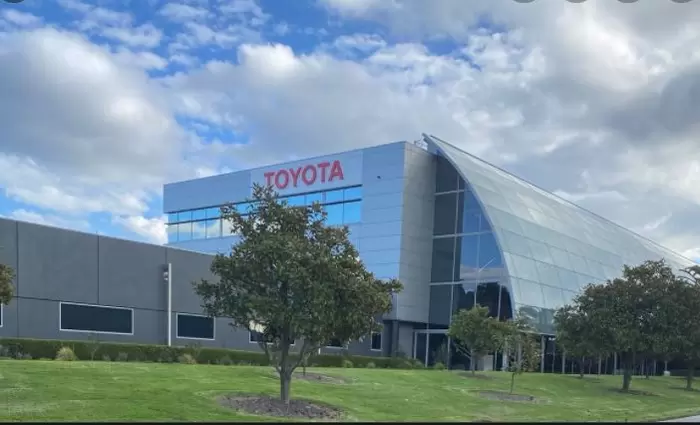 Μειώνει κατά 40% την παραγωγή αυτκινήτων η Τoyota