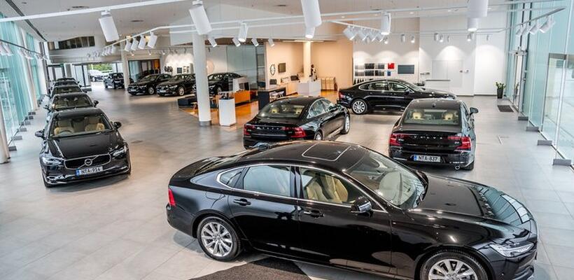 Mε Volvo S90 ενισχύθηκε η Κυβέρνηση