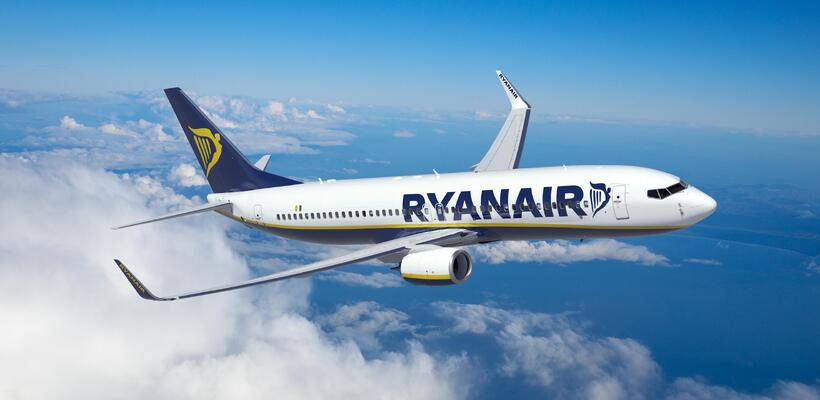 Στα €355 εκατ. οι ζημιές για τη Ryanair