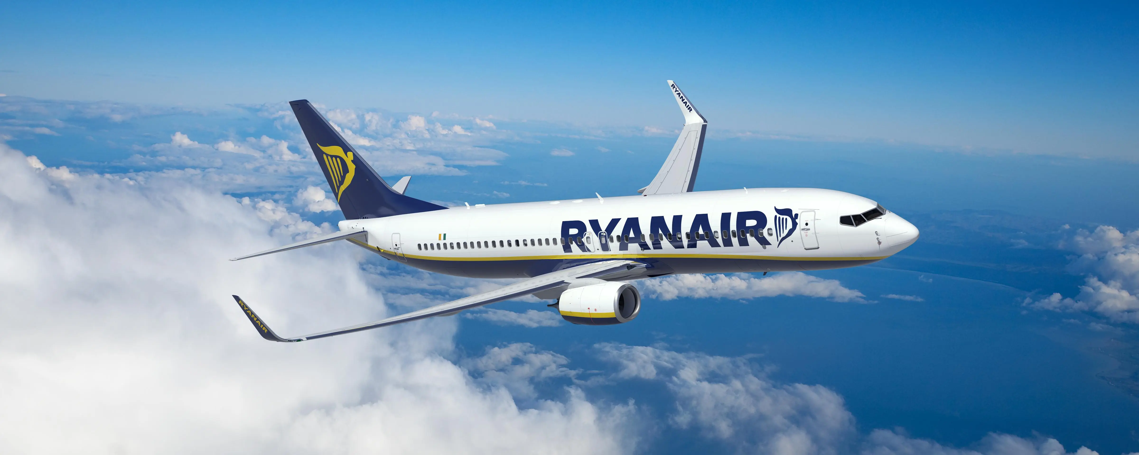 Στα €355 εκατ. οι ζημιές για τη Ryanair