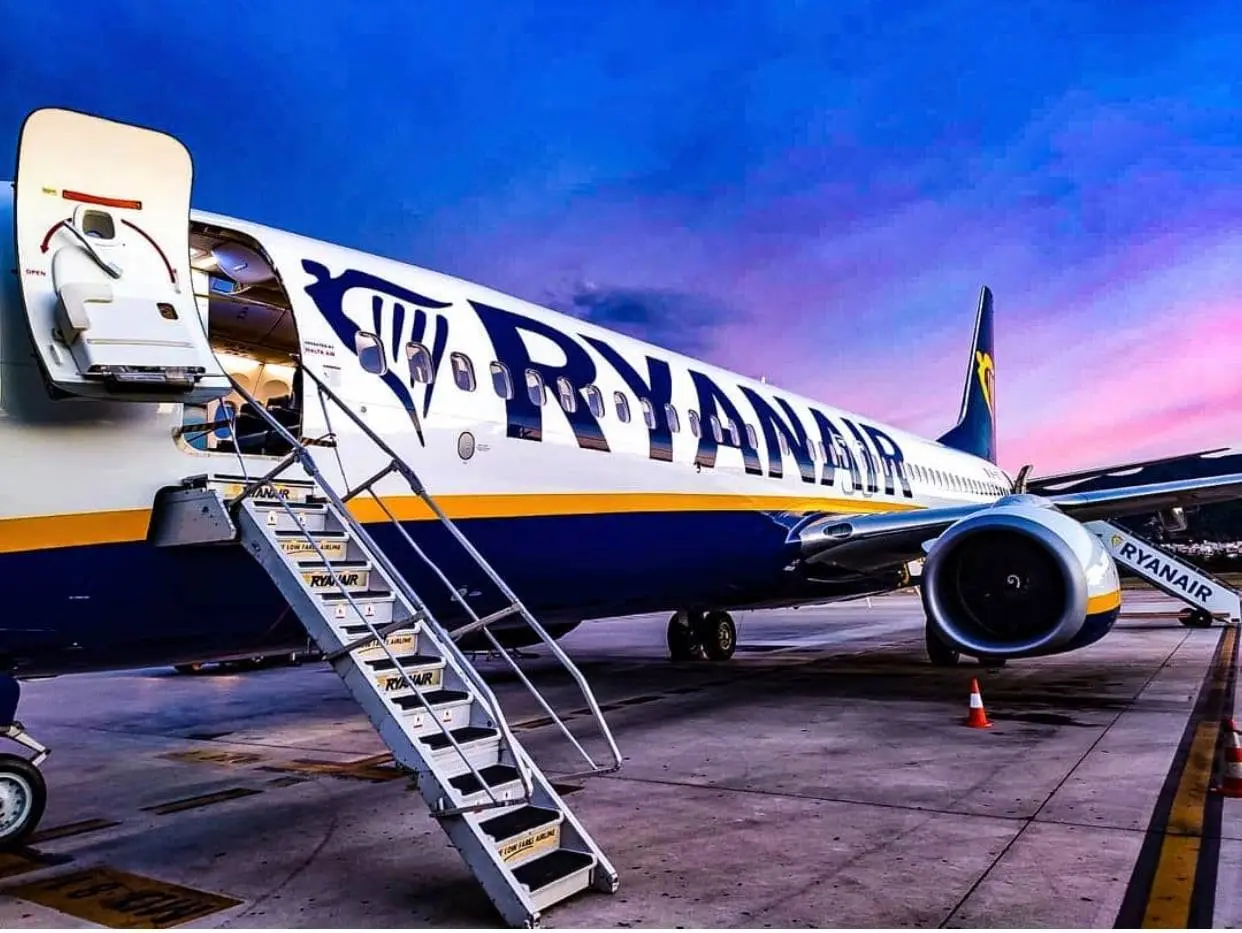 Τέλος τα εισιτήρια των €10 από τη Ryanair