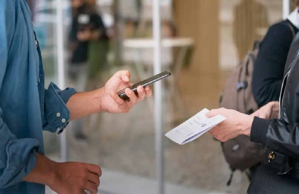 Τέλος το Safe Pass σε λιανικό εμπόριο - Τα μέτρα που ισχύουν από σήμερα