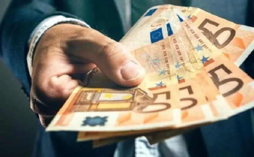 Στα €2.487 οι μέσες απολαβές στην Κύπρο το ’24, αυξημένες κατά 5,3%