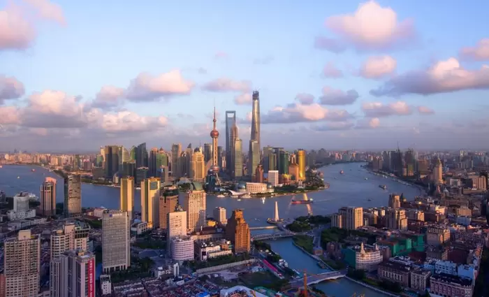 Σανγκάη: Επιδιώκει φιλελευθεροποίηση της οικονομίας της