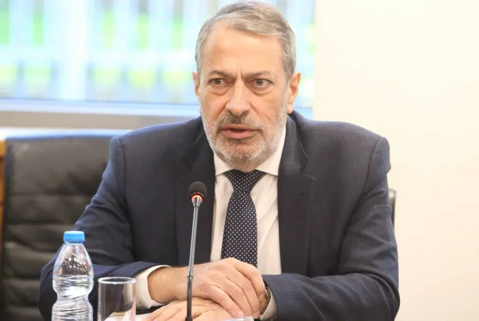 Ένωση Συντακτών για ΓΕ: Οι θεσμοί να προστατεύουν και όχι να απειλούν