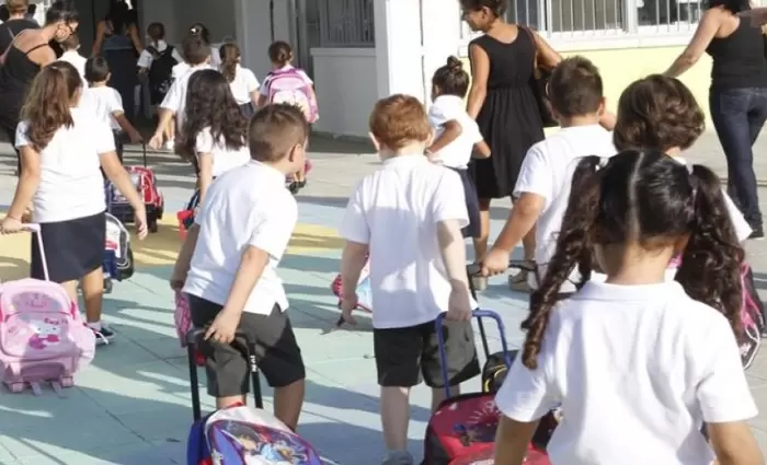 Πρώτο κουδούνι για 50.005 μαθητές στη Δημοτική Εκπαίδευση