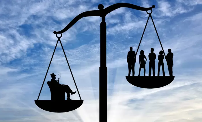 Σε θετική τροχιά η οικονομία αλλά οι ανισότητες παραμένουν