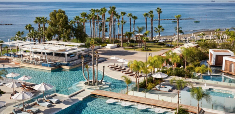 Το Parklane υποδέχεται ξανά τους επισκέπτες για μια πολυτελή εμπειρία