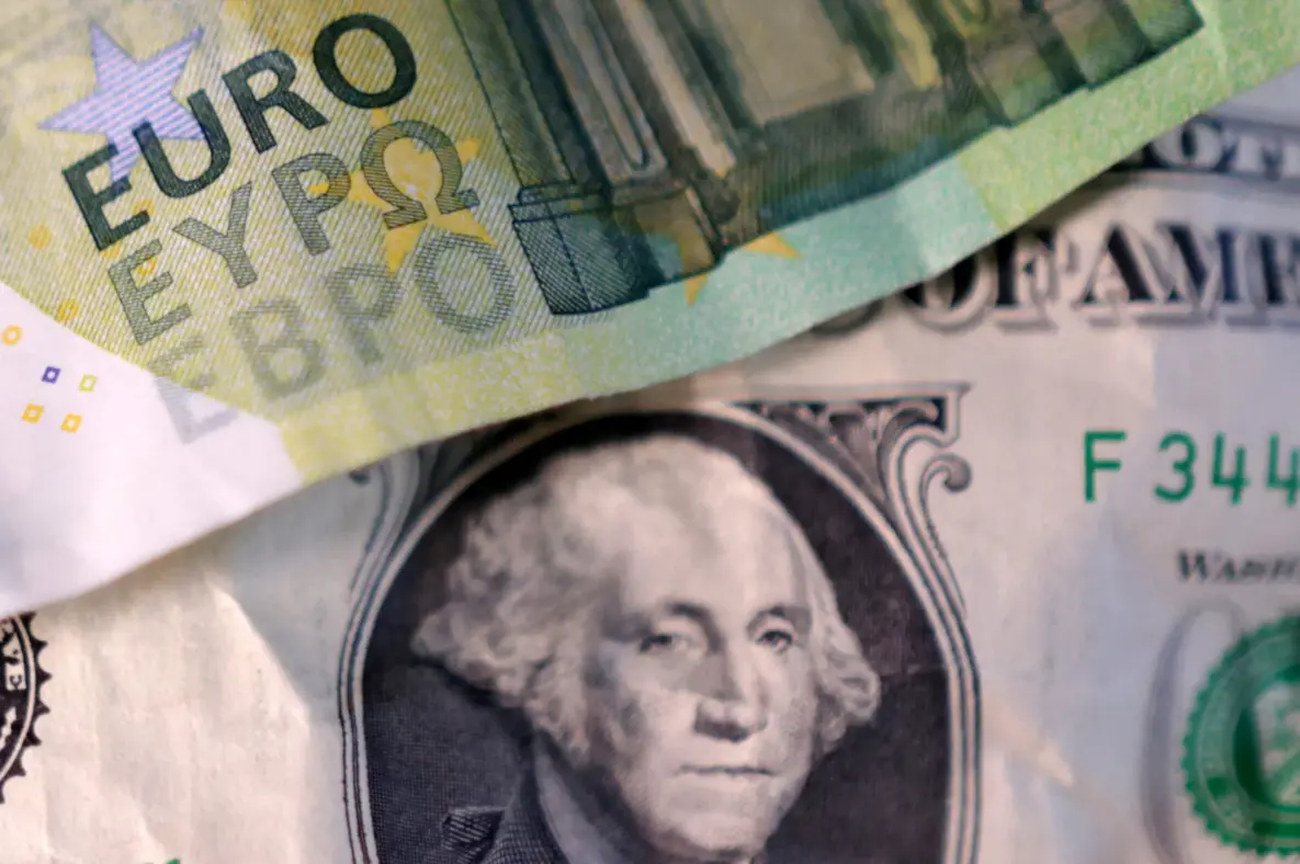 Η συμφωνία Τραμπ – Σι ρίχνει το ευρώ σε ναδίρ 5 εβδομάδων