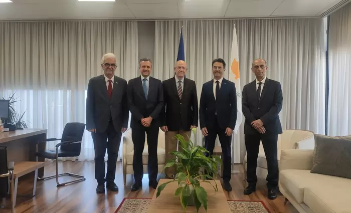 Κεραυνός και ΕΟΚΕ: Εμβάθυνση κεφαλαιαγορών & μείωση διοικητικού άχθους