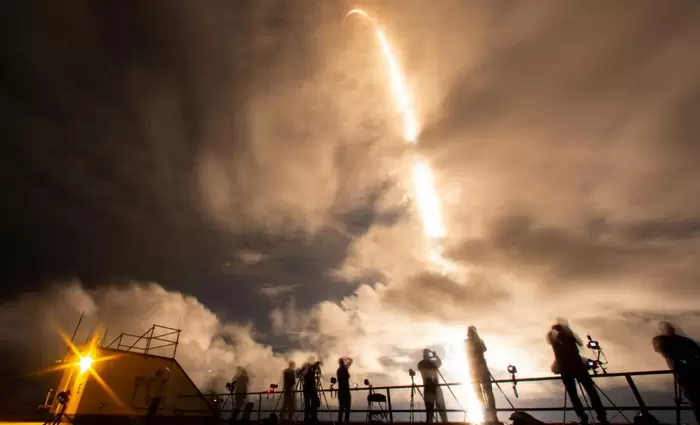 Τα «χρυσά» συμβόλαια του Μασκ με την κυβέρνηση των ΗΠΑ - Τι θα στοιχήσει αν ο Τραμπ τα ακυρώσει