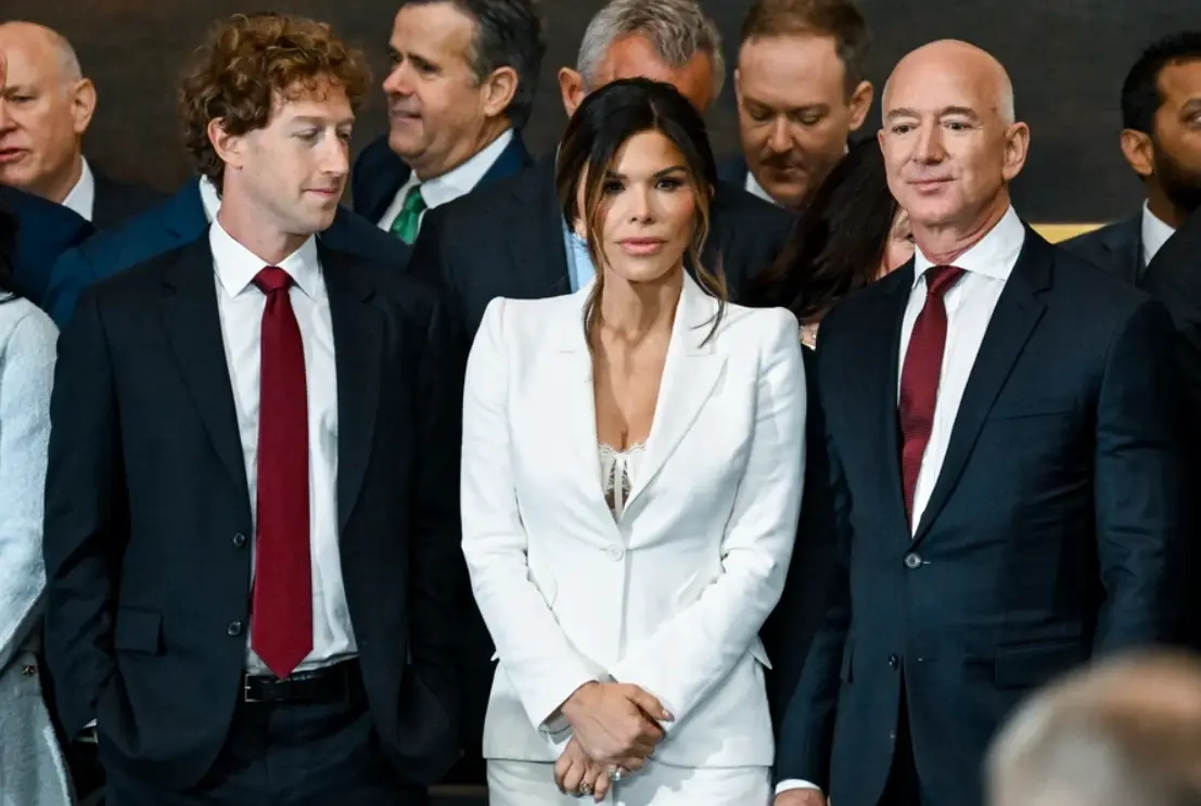 Oxfam: Ο πλούτος 3.000 ανθρώπων ισοδυναμεί με το 14,6% του παγκόσμιου ΑΕΠ